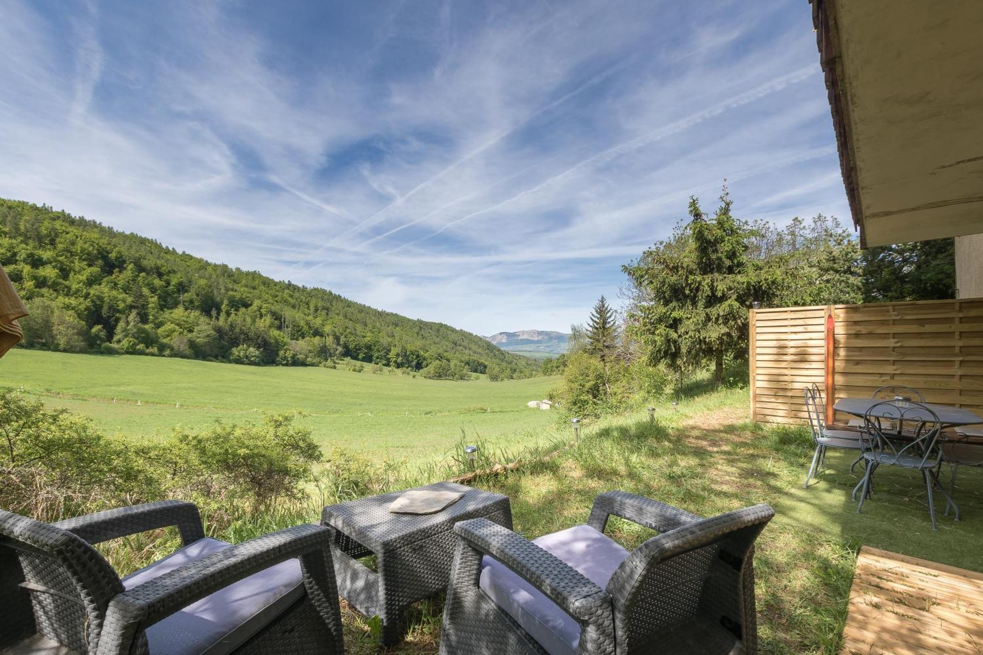 L'Endroit - Au Pied De La Station Leilighet Saint-Leger-les-Melezes Eksteriør bilde